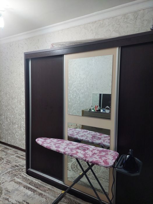 Квартира продаётся в центре.