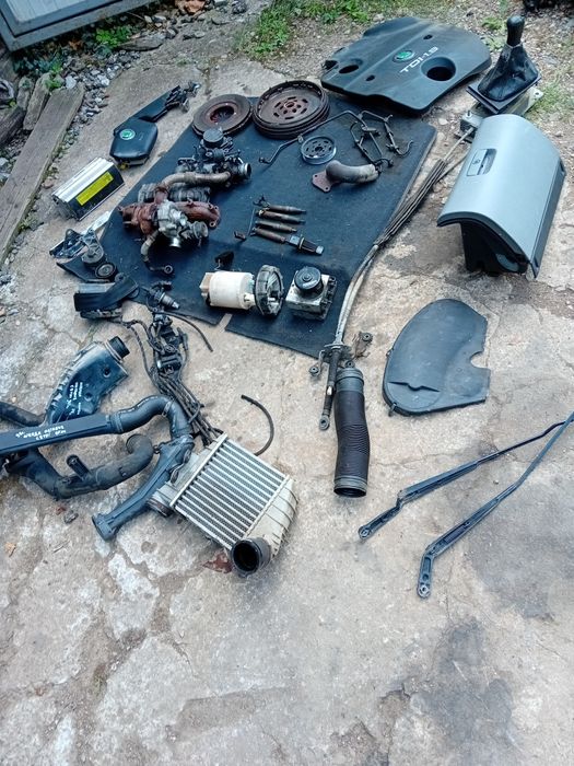 Продавам на части Шкода Октавия 1.9тди 90кс.2000г.комби