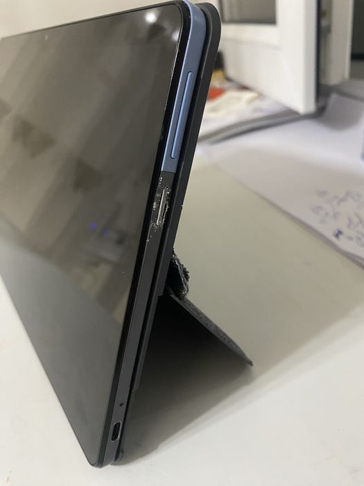 Продам ноутбук-планшет Леново Chromebook