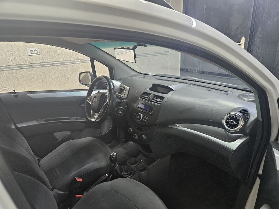 Spark sitiladi 2017 yil 1 pazitsiya Benzinda