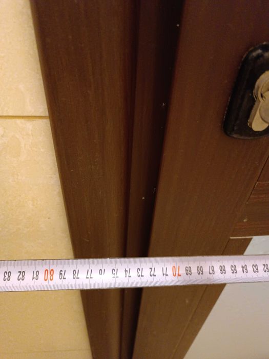 Врата за баня алуминий