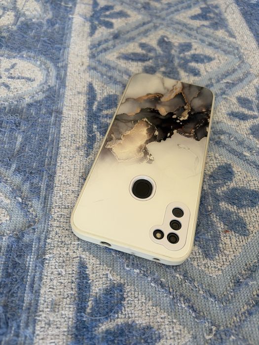 Самсунг а11 в хорошем состояние