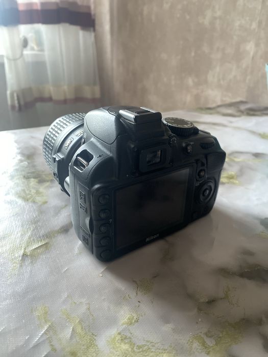 Фотоапарат Nikon D3000