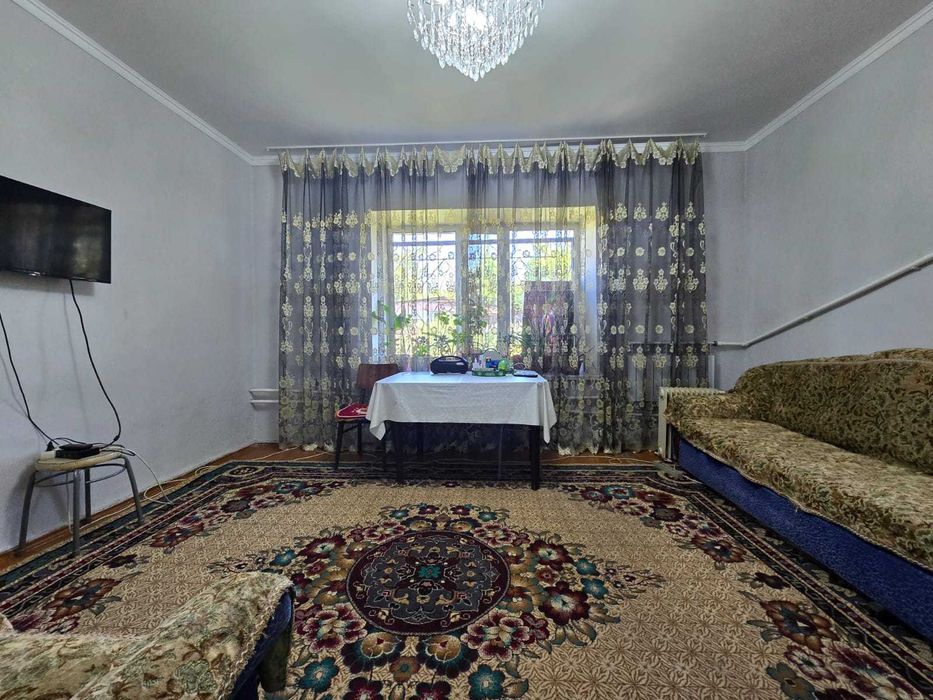 Продам 2х комн дом на Правом