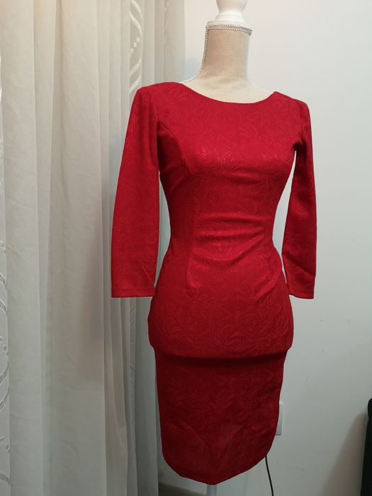 Rochie roșie eleganta