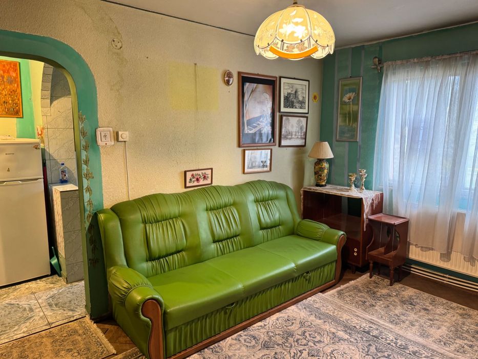 Apartament 3 camere – Etaj 1 – Zona Micro 3, str. Narciselor