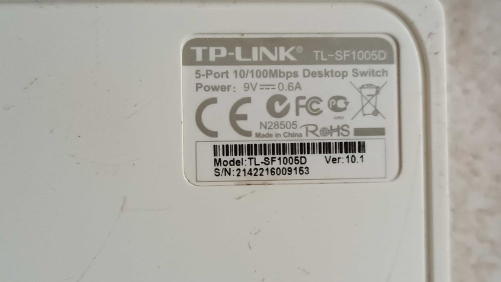 Суич комутатор TP-Link - TL-SF1005D, 5 порта, бял