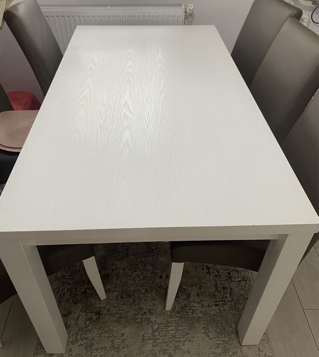 Masa si 6 scaune
