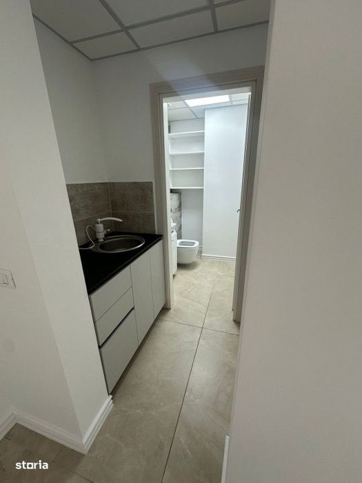 Spatiu comercial, 45 mp, zona Lapus Arges