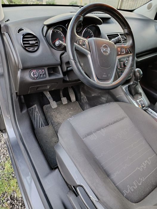 Opel  meriva  B, 1400 benzina  + gpl de fabrică