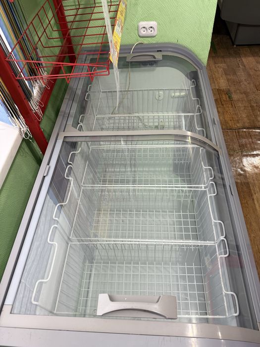 Продается морозильная камера