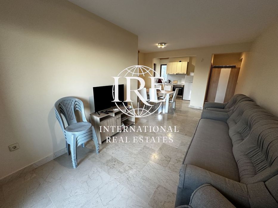 Продава се Тристаен апартамент в с. Кранево, Област Добрич - 87 кв.м за 1955 €/кв.м - Снимка #2