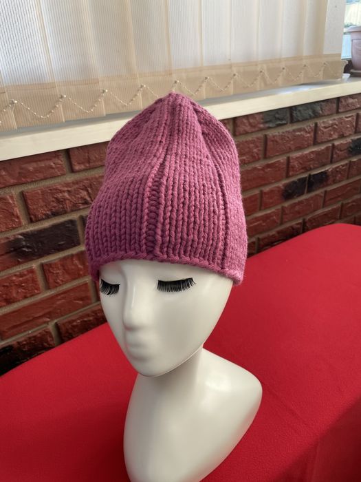 Шапки вязаные женские