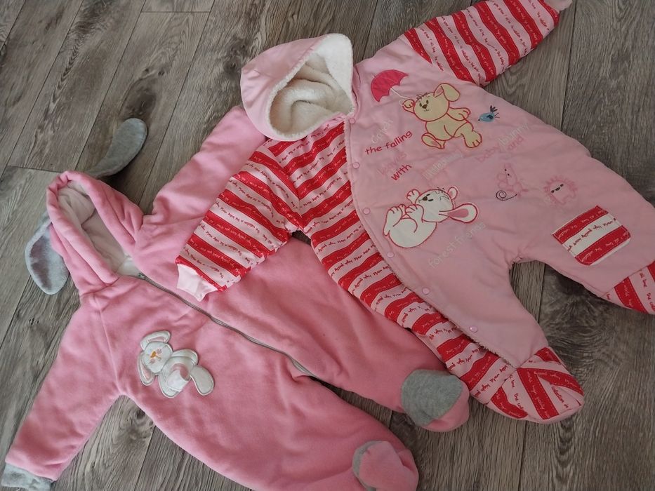 Отдам комбинезоны  за 2 штуки 2000. В хорошем состоянии