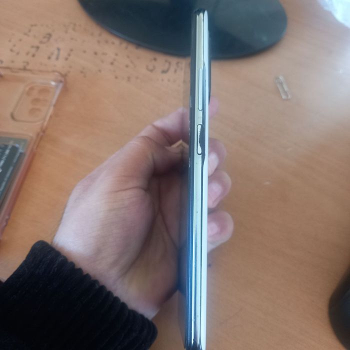 Poco f3 6/128 gb