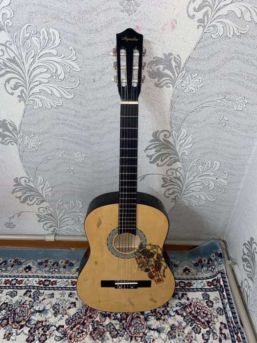 Продам две гитары