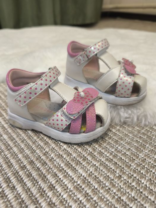 Детская обувь в идеальном состоянии