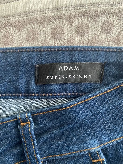 Blugi Guess model Adam