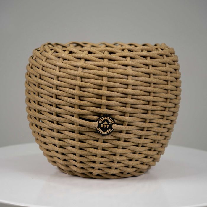 Элегантные кашпо из ротанга — идеальный выбор для дома и сада!