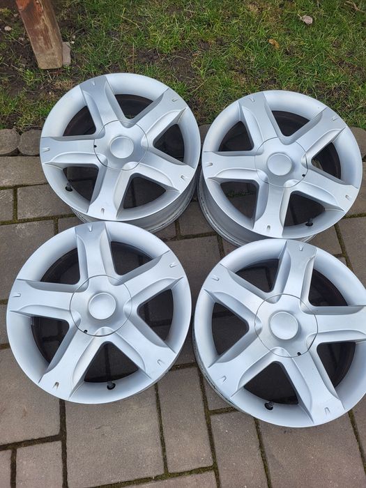Jante Dacia, Renault . Nissan. Mazda pe 15 si 16.17,18