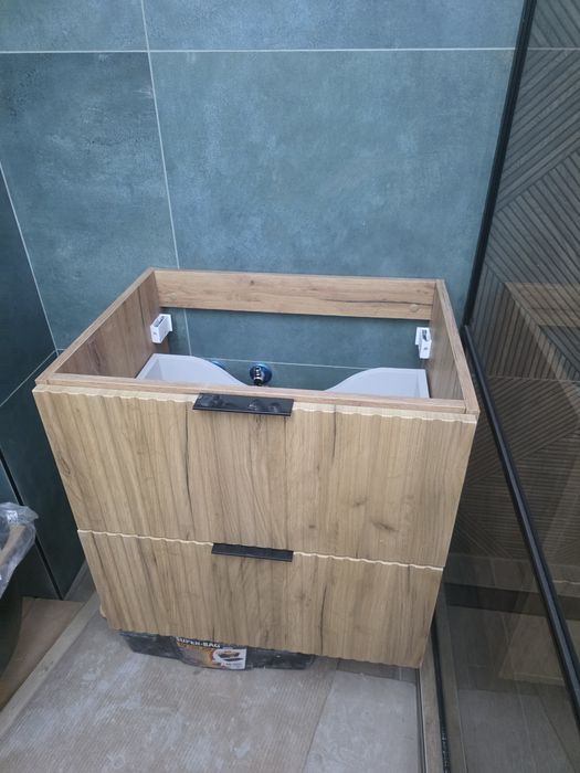 Шкаф за баня RODAN