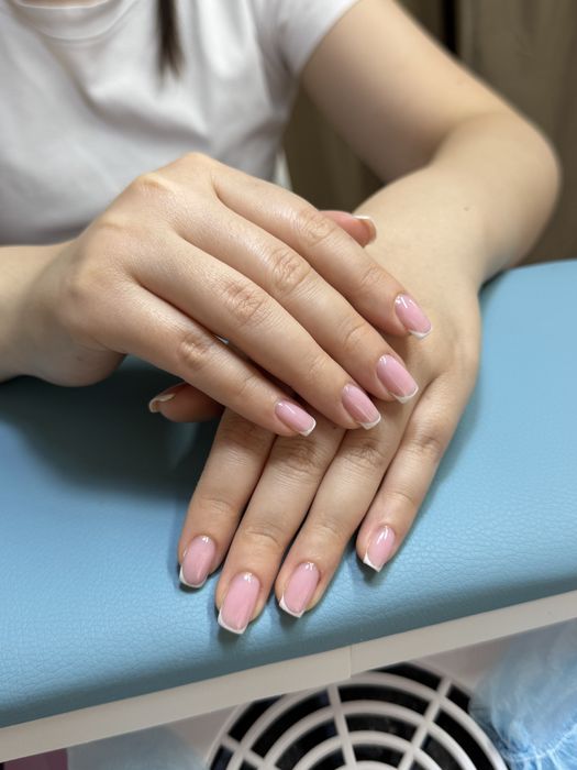 Маникюр.В центре города 5000 гель лак