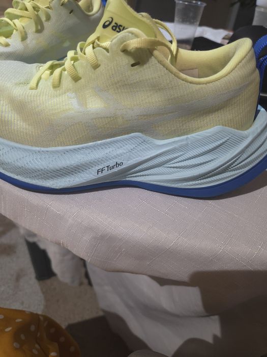 Asics  SUPERBLAST номер 39
