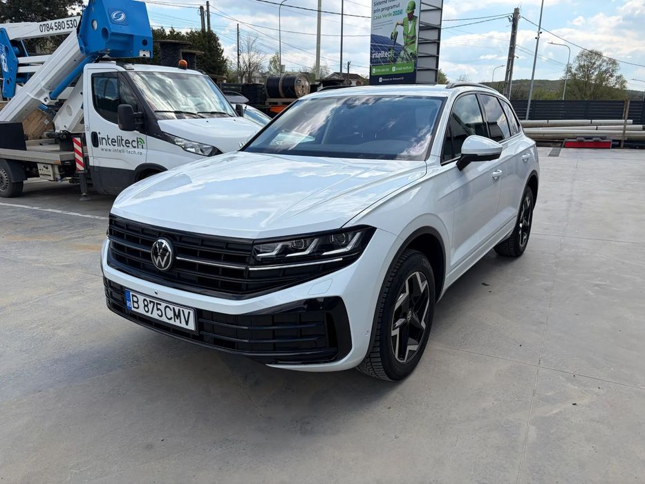 Volkswagen Touareg Volkswagen Touareg V6 TDI 4MOTION Elegance, TVA deductibil