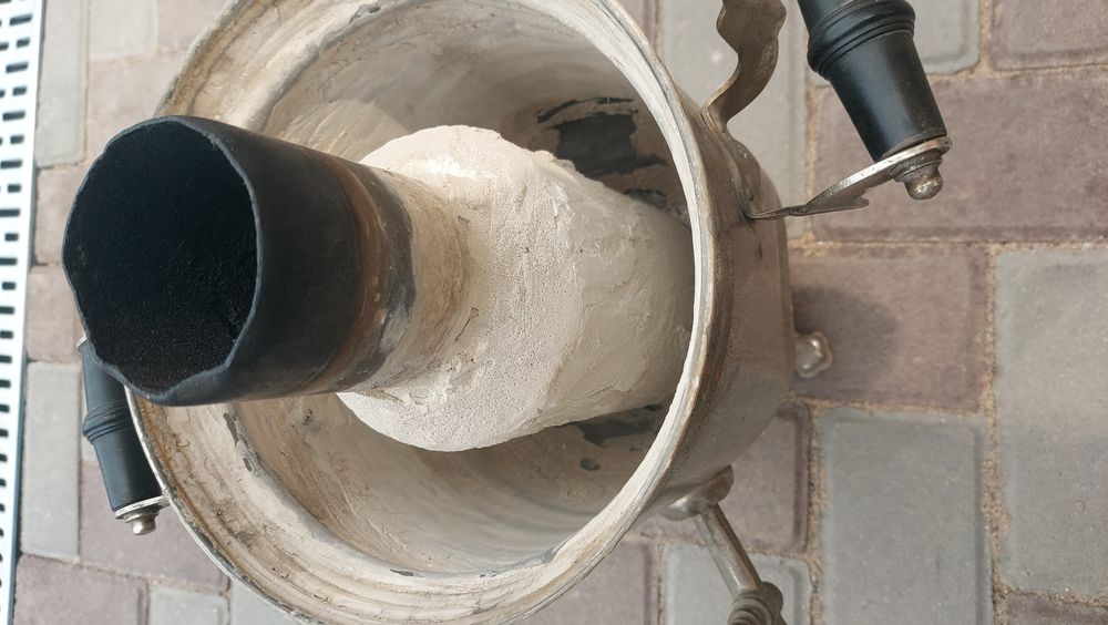 Самовар советский, сделан из латуни