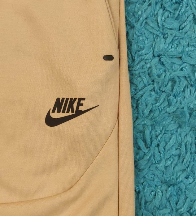 Pantaloni trening Nike