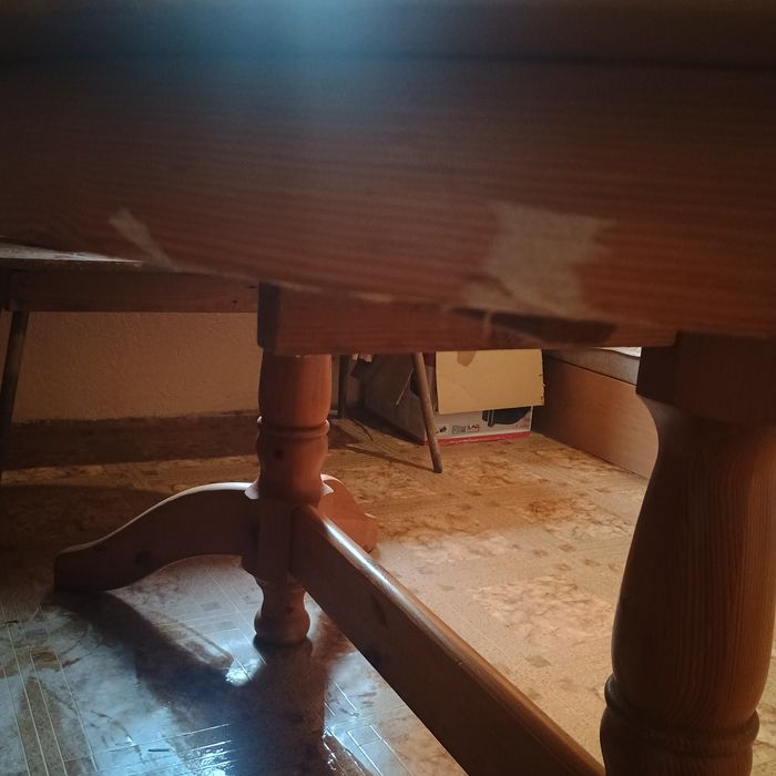 Продавам трапезна маса елипса