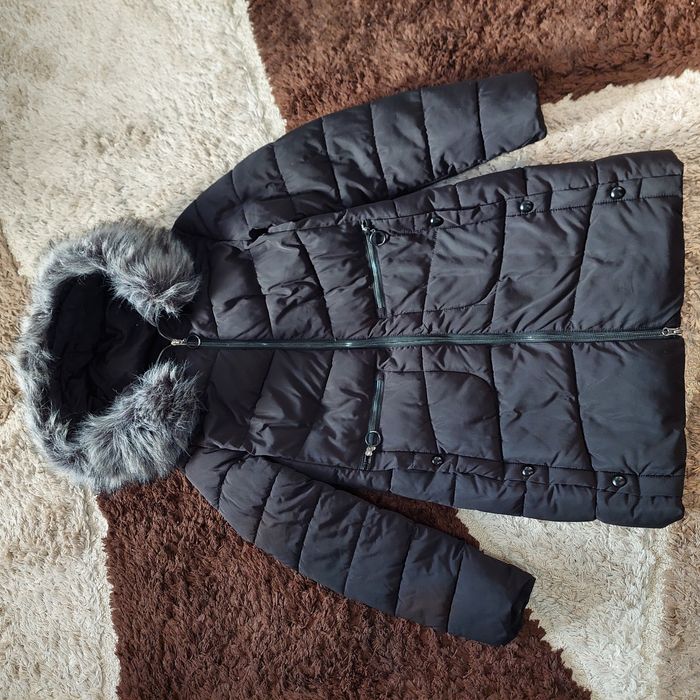 Продам зимний пуховик