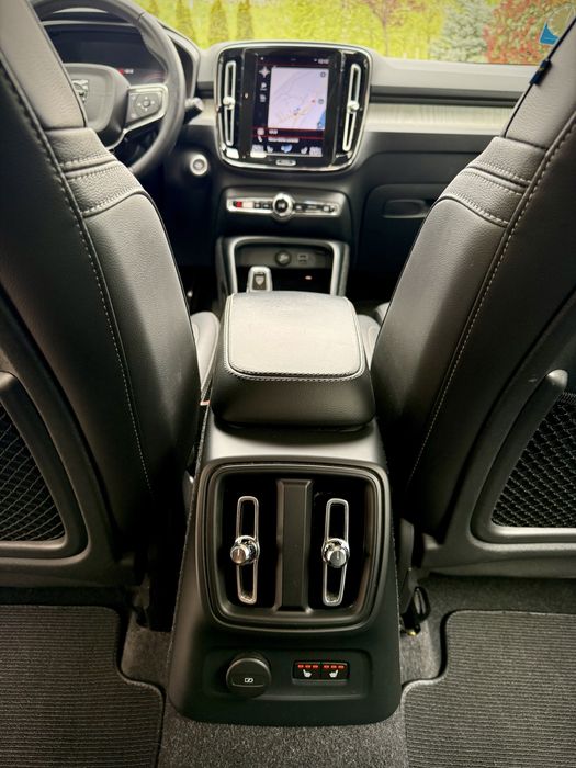 Volvo XC40 Fab 2021 T 4 Recharge Plig-in Hibird ! Garantie 12 Luni !Finantare