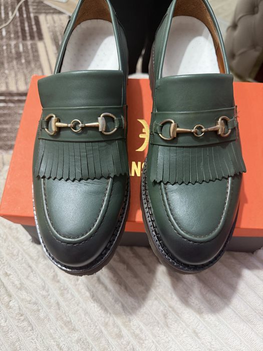 Pantofi de vanzare marimea 42