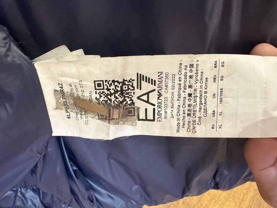 EA7 оригинал пуховик.