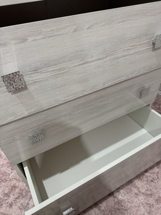 Продам комод для спальни, прихожей