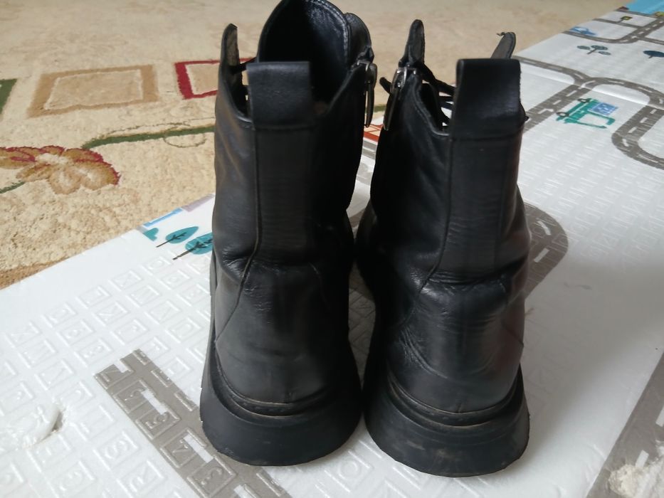 Продам зимние сапоги 40 размер