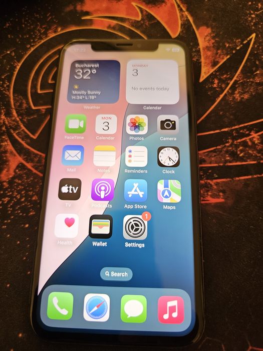 iPhone Xs Space Gray