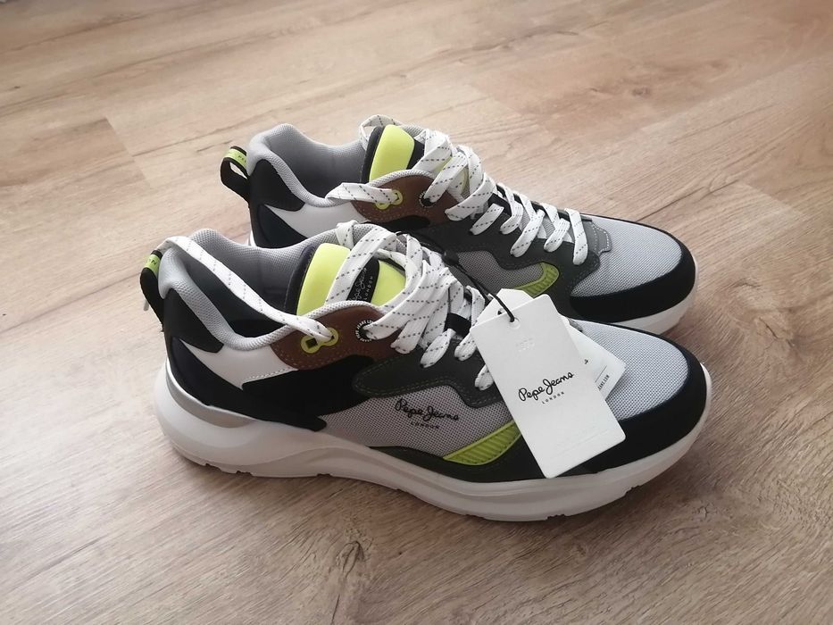 Adidași Pepe jeans 45