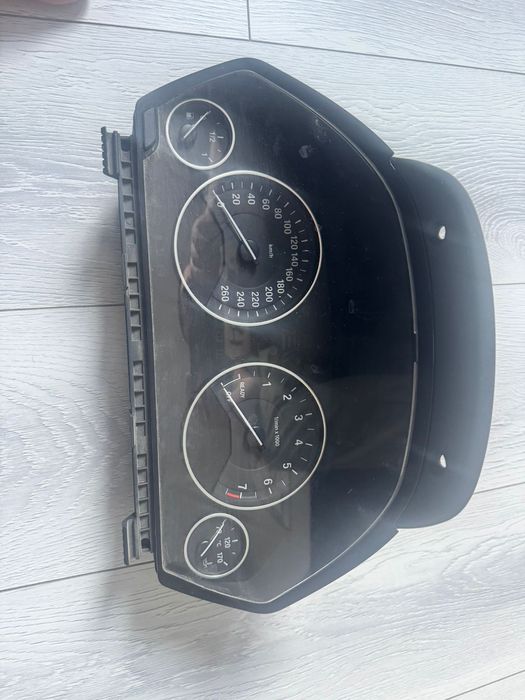 Приборная панель