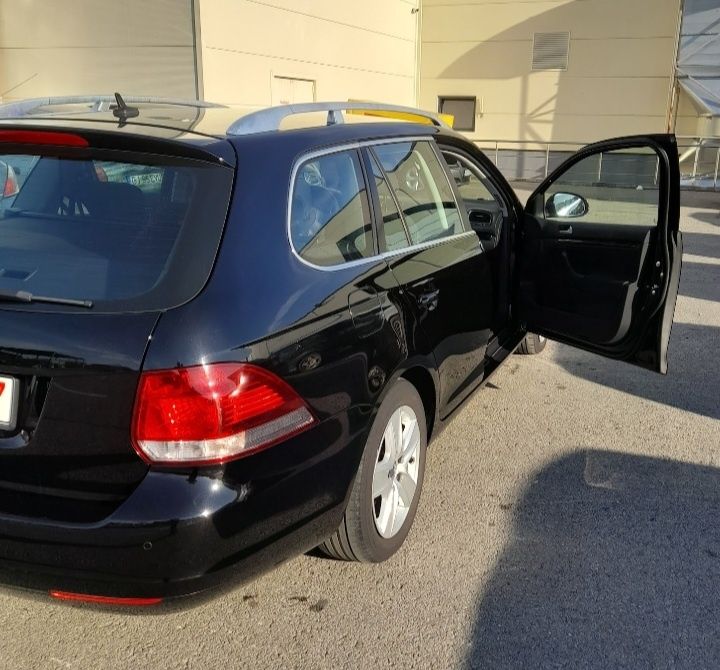 VOLKSWAGEN Golf 2010 — imagine 4