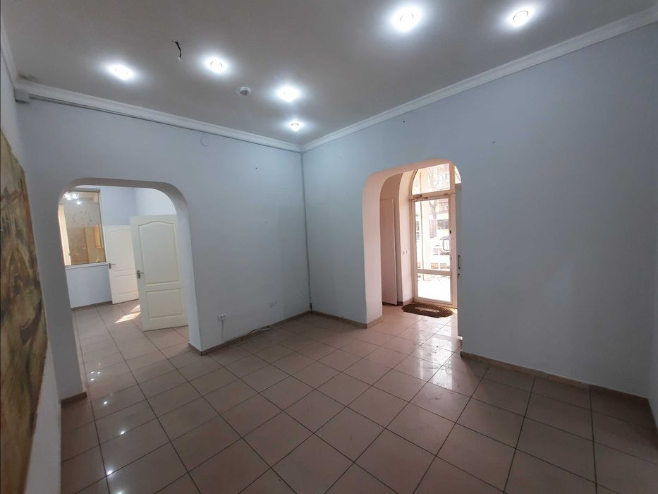 Аренда помещения Новомосковская, Старт Стадион, БЦ Оникс