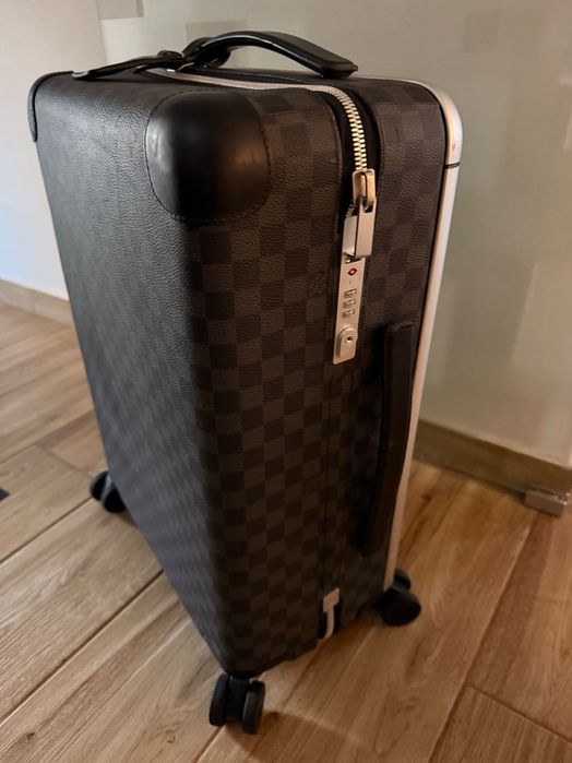 Valiza de mana Louise Vuitton