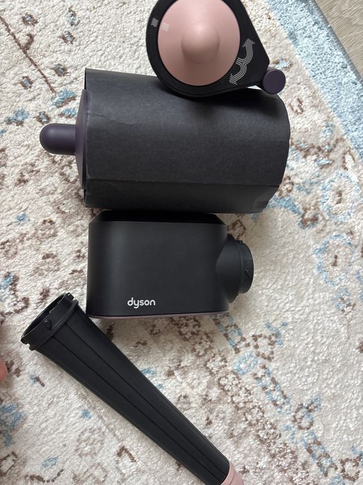 Срочно продам! Dyson последняя версия!