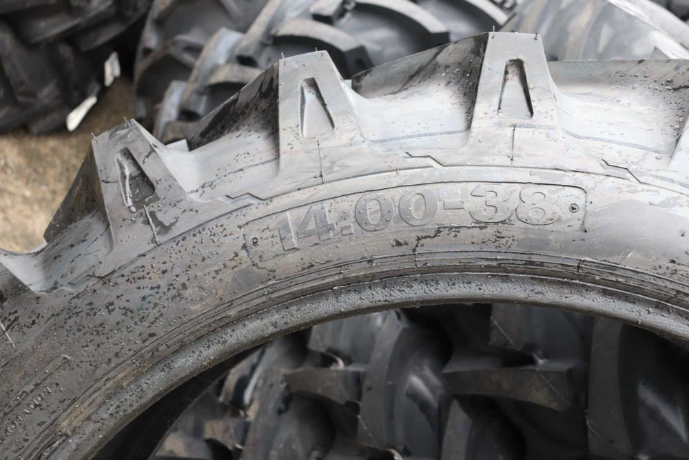 Cauciucuri noi OZKA 14.00-38 10 pliuri anvelope tractor U650