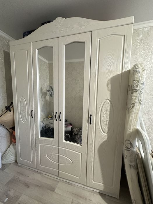 Продаю шкаф комплект