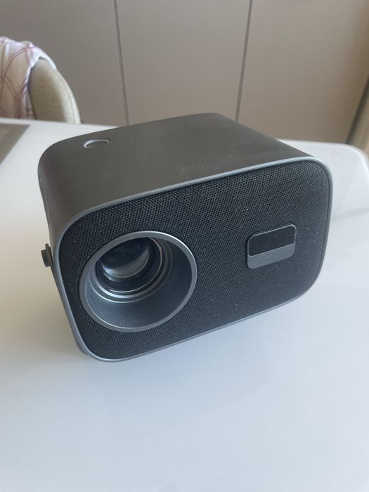 Смарт проектор продам