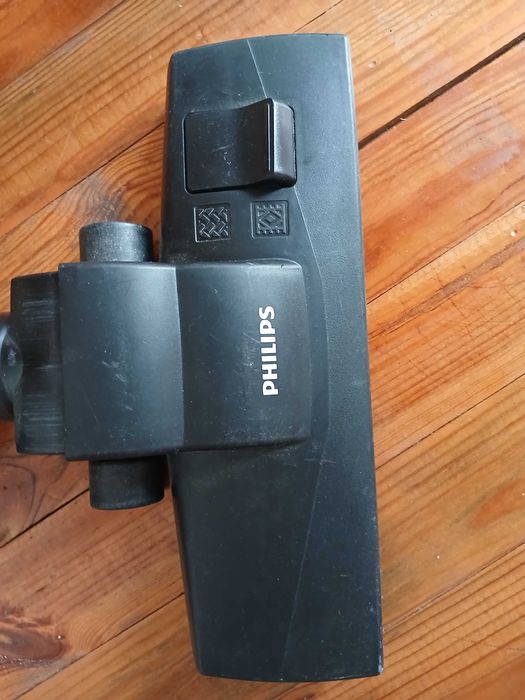 Прахосмукачка Philips /Power Go/ 900W