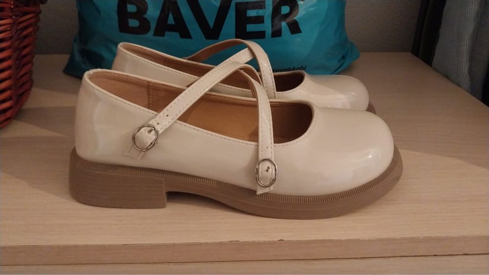 Туфли белый 36рр