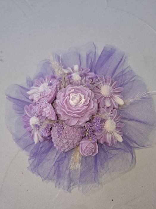 Buchet decorativ de flori din soia, parfumate.